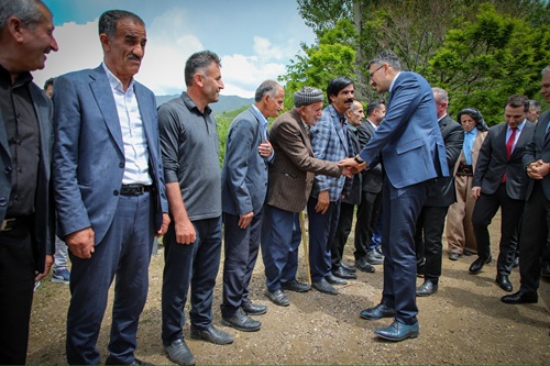 Vali Ali Çelik, Kısıklı Köyü Aşağı Güveç Mezrasında Vatandaşlarla Buluştu