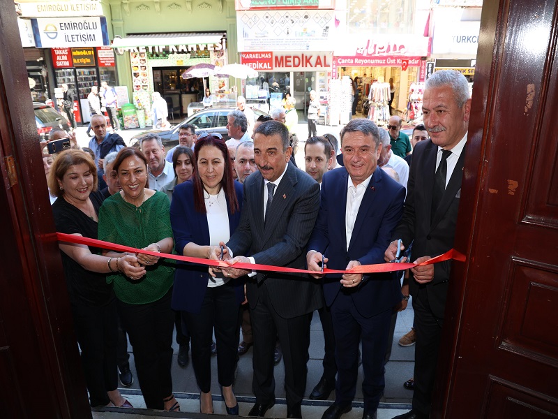 Zonguldak Güzel Sanatlar Galerisi'nde El Emeği Sergisi Açıldı