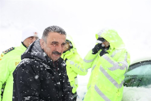 Vali Osman Hacıbektaşoğlu, Karayolu Çalışmalarını Yerinde İnceledi