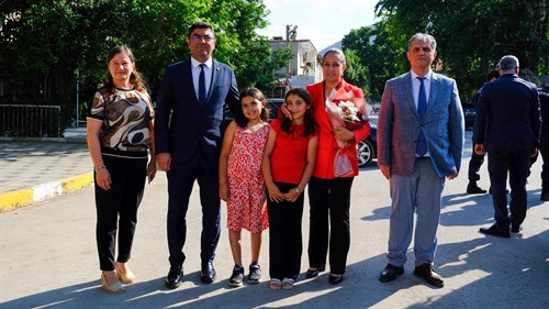 VALİ TÜLAY BAYDAR BİLGİHAN, BUCAK İLÇESİ VE BELDELERİNDE BİR DİZİ ZİYARETTE BULUNDU