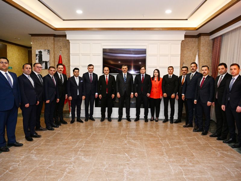 Vali Mustafa Çiftçi, Görev Yeri Değişen Vali Yardımcıları ve Kaymakamlarla Veda Yemeğinde Buluştu