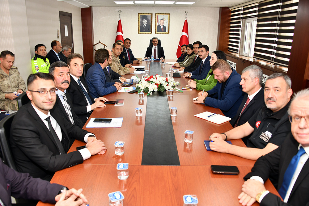 Gümüşhane’de kış mevsiminde alınacak trafik tedbirleri belirlendi