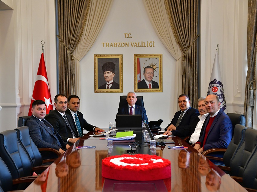 Şinik OSB Yönetim Kurulu Toplantısı Trabzon Valisi Aziz Yıldırım Başkanlığında Yapıldı