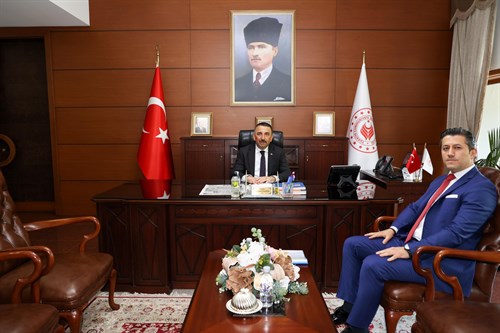 Vali Osman Hacıbektaşoğlu, Zonguldak İl Defterdarı Recep Serdar’ı Kabul Etti