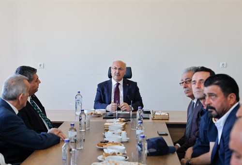 Vali Köşger Yapımı Tamamlanan Karataş Toki Konutları Hakkında Bilgi Aldı