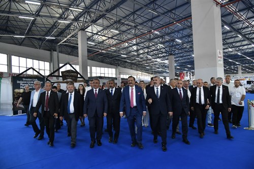 Vali Soytürk ve TOBB Başkanı Hisarcıklıoğlu Çerkezköy Endüstriyel Fuarı’nı Gezdi