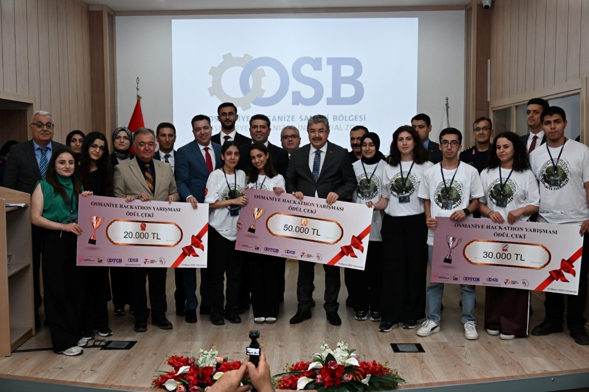 Yeşil Teknolojiler ve Çevre Dostu Dijital Çözümler Hackathon Yarışması Ödülleri Sahiplerini Buldu