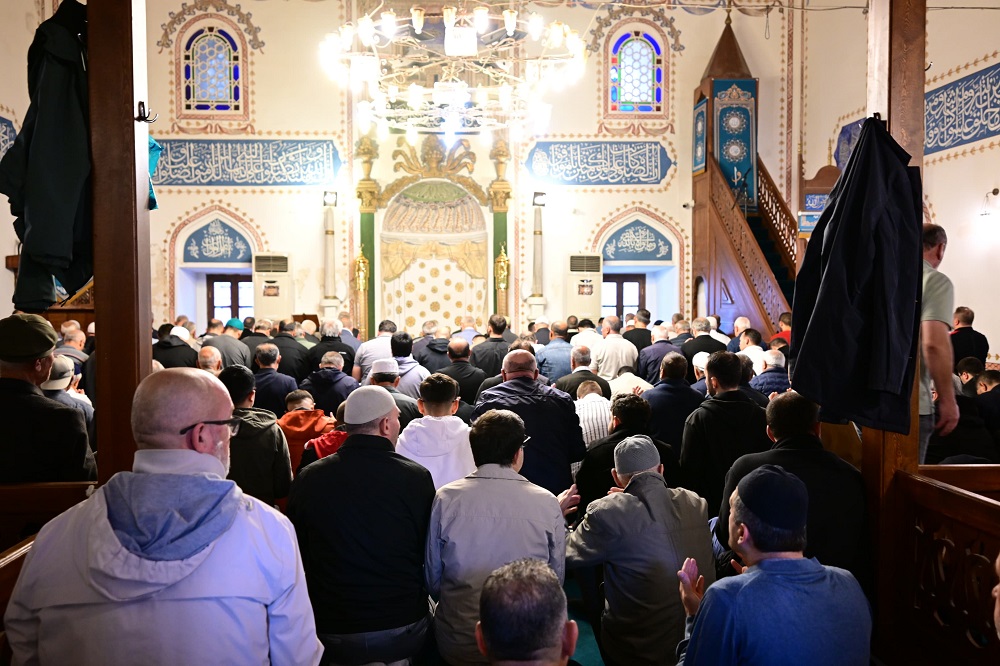 Vali Turan, Ahilik Haftası etkinlikleri kapsamında düzenlenen Mevlid-i Şerif programına katıldı...
