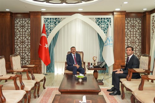 Vali Çelik, Ziyaretçilerini Makamında Kabul Etti - 27.10.2025