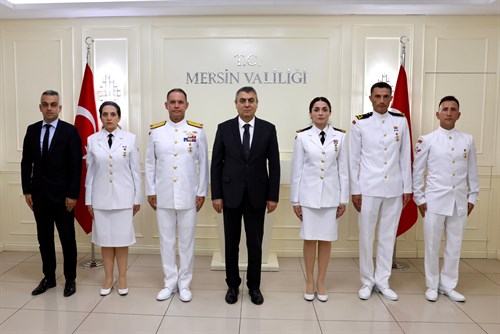VALİMİZ SAYIN ATİLLA TOROS, SAHİL GÜVENLİK AKDENİZ BÖLGE KOMUTANI TUĞAMİRAL OĞUZ BAVBEK VE BERABERİNDEKİ HEYET İLE GÖRÜŞTÜ