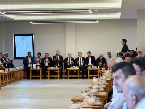 Sayın Valimiz, Sayın Bakanımızın Taziyesine Katıldı