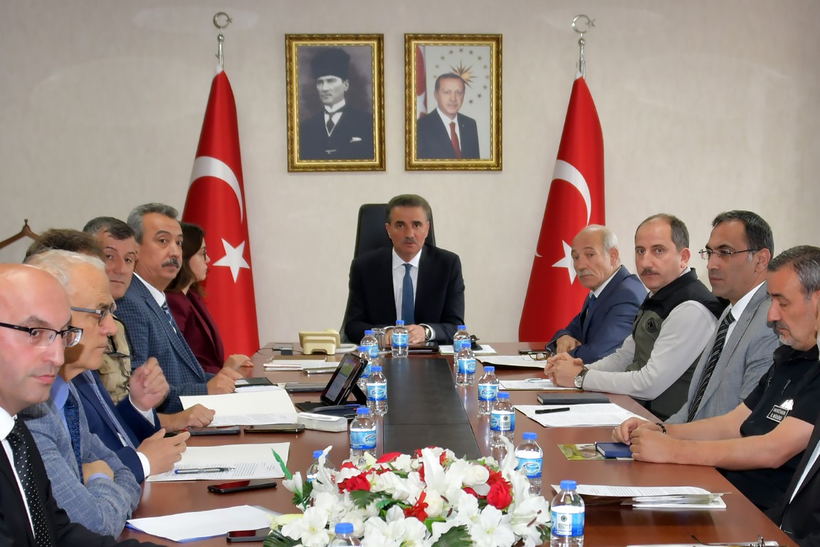 Orman Yangınlarıyla Mücadele Komisyonu Toplantısı Valimiz Aydın Baruş Başkanlığında Gerçekleştirildi