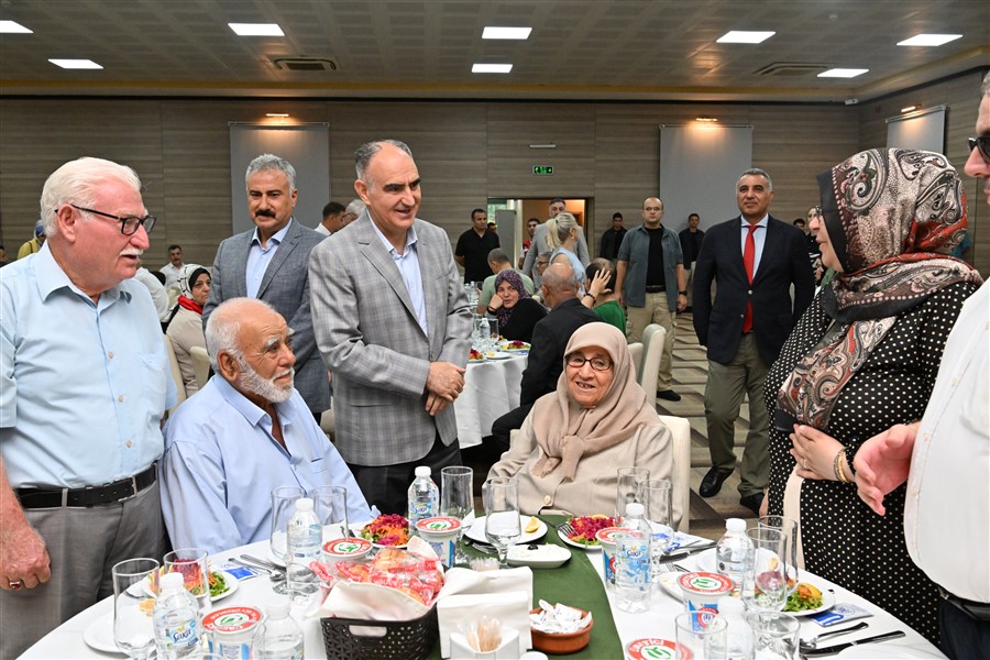 Şehit Yakınları ve Gazilerimiz Onuruna Yemek Programı Düzenlendi