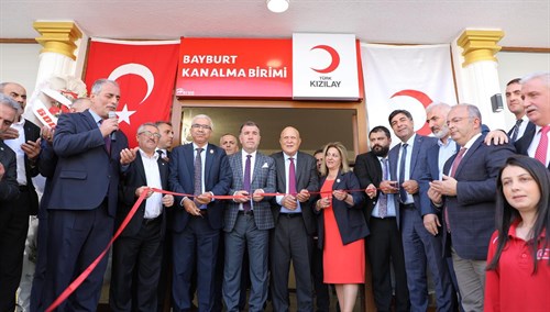 VALİMİZ SN. MUSTAFA ELDİVAN KIZILAY BAYBURT ŞUBESİ YENİ HİZMET BİNASI TEMEL ATMA TÖRENİ VE KAN ALMA BİRİMİ BİNASININ AÇILIŞINI GERÇEKLEŞTİRDİ.