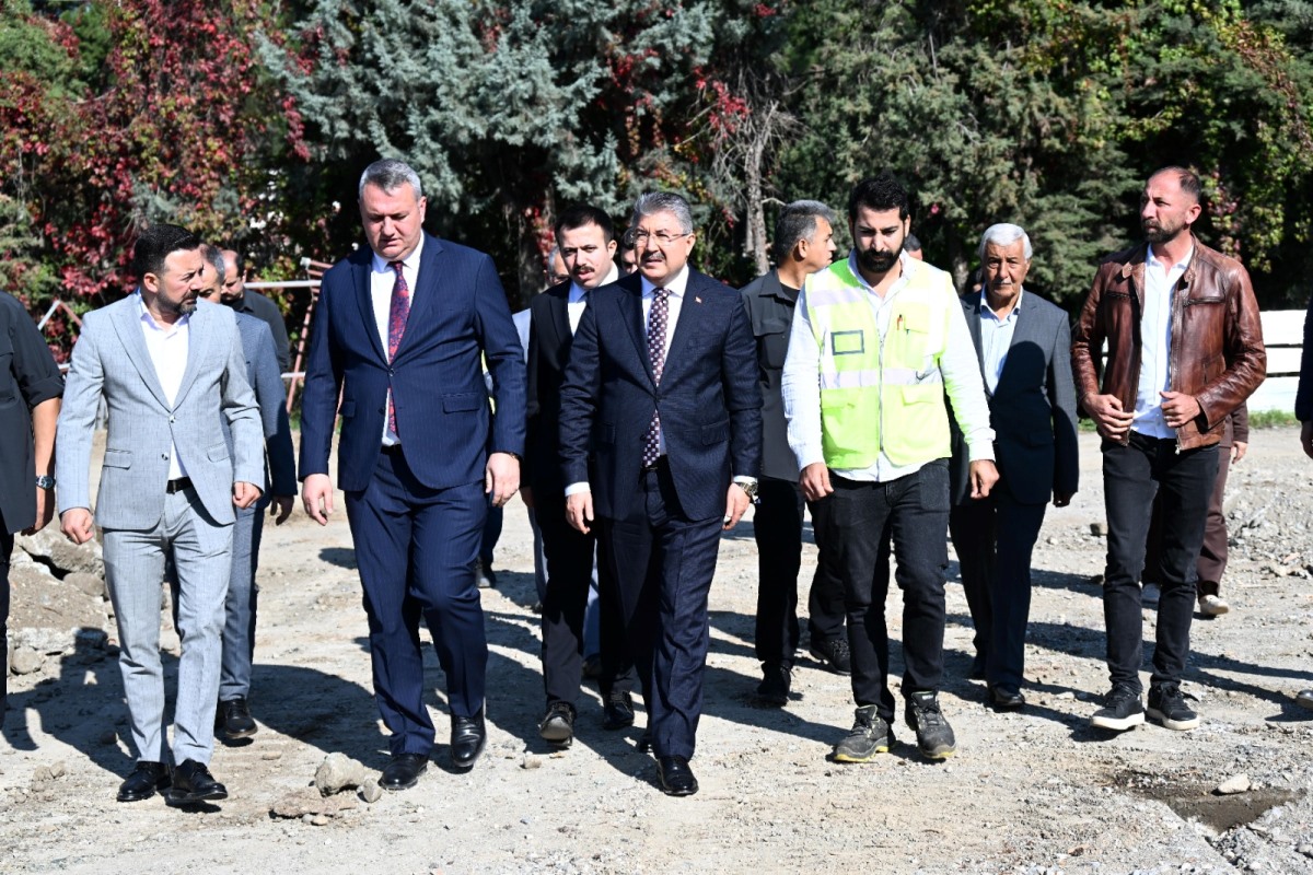 Vali Yılmaz, Düziçi ÇEAŞ Anadolu Lisesi İnşaatında İnceleme ve Denetlemelerde Bulundu