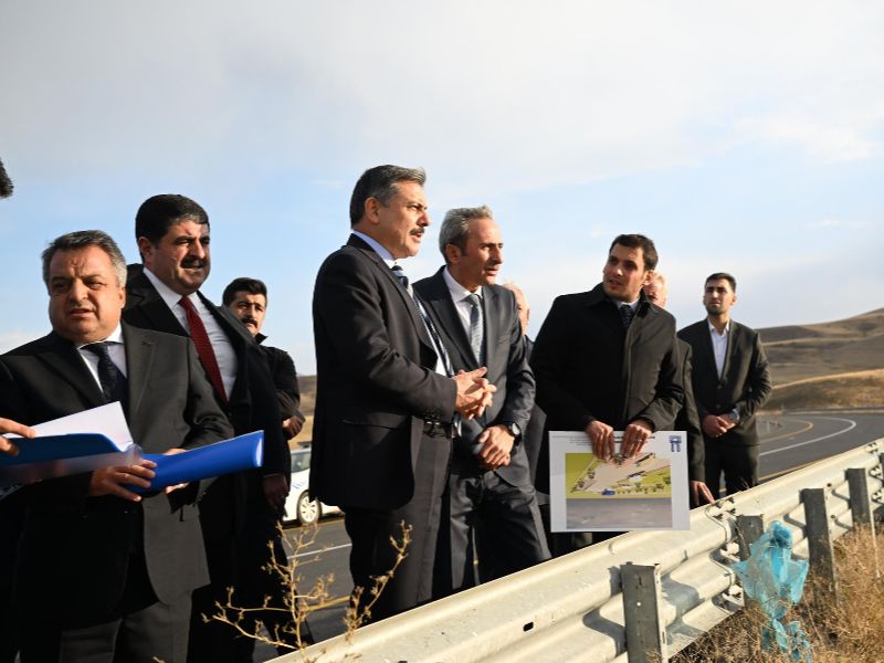 Vali Mustafa Çiftçi, Pasin Ovası Belediyeler Birliği’ne Ait Hayvan Barınağında İncelemelerde Bulundu