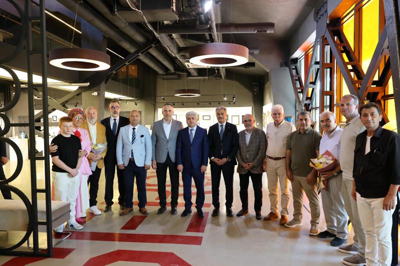 Vali Doğan Geleneksel Sanatlar Sergisine Katıldı