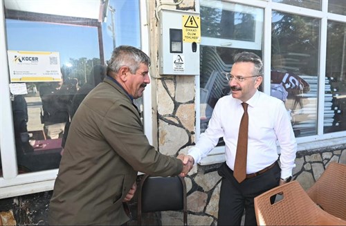 Han ilçesini ziyaret eden Valimiz Sayın Hüseyin Aksoy, esnaf ve vatandaşlarla bir araya geldi.