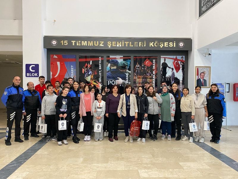 Özel Kalpler, Kütahya İl Emniyet Müdürlüğü’nü Ziyaret Etti