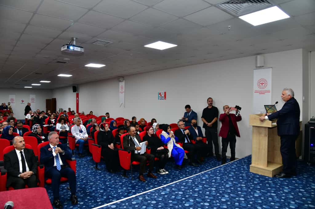 Vali Aziz Yıldırım "Bir Bağış, Bir Hayat" Programına Katıldı