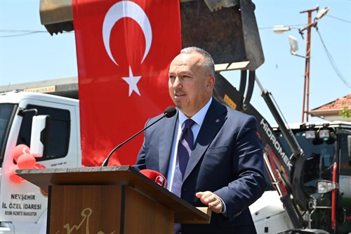 Valimiz Ali Fidan İl Özel İdaresi Sezon Açılışı ve Araç Tanıtım Programına Katıldı
