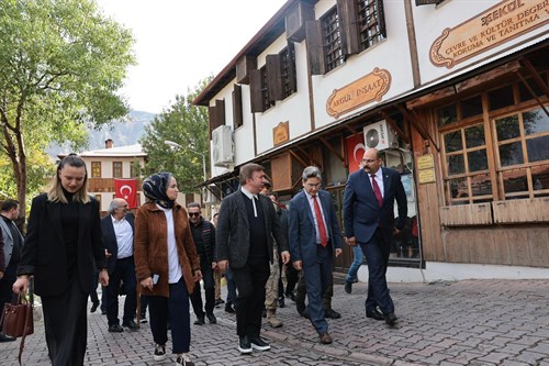 Sayın Valimiz, Kemaliye İlçesini Ziyaret Etti