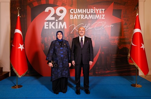 Vali Köşger Ve Eşi Hanımefendi Fatma Köşger'in Ev Sahipliğinde Cumhuriyet Bayramı Resepsiyonu Gerçekleştirildi