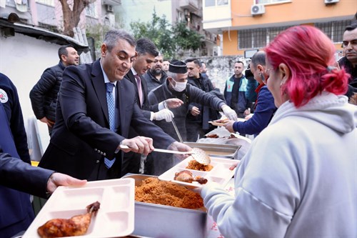 VALİMİZ SAYIN ATİLLA TOROS, İFTAR PROGRAMINDA HEMŞEHRİLERİMİZLE BİR ARAYA GELDİ