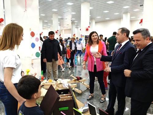 Minik Yüreklerden Büyük Adımlar: Okul Öncesi Şenliği Coşkuyla Kutlandı
