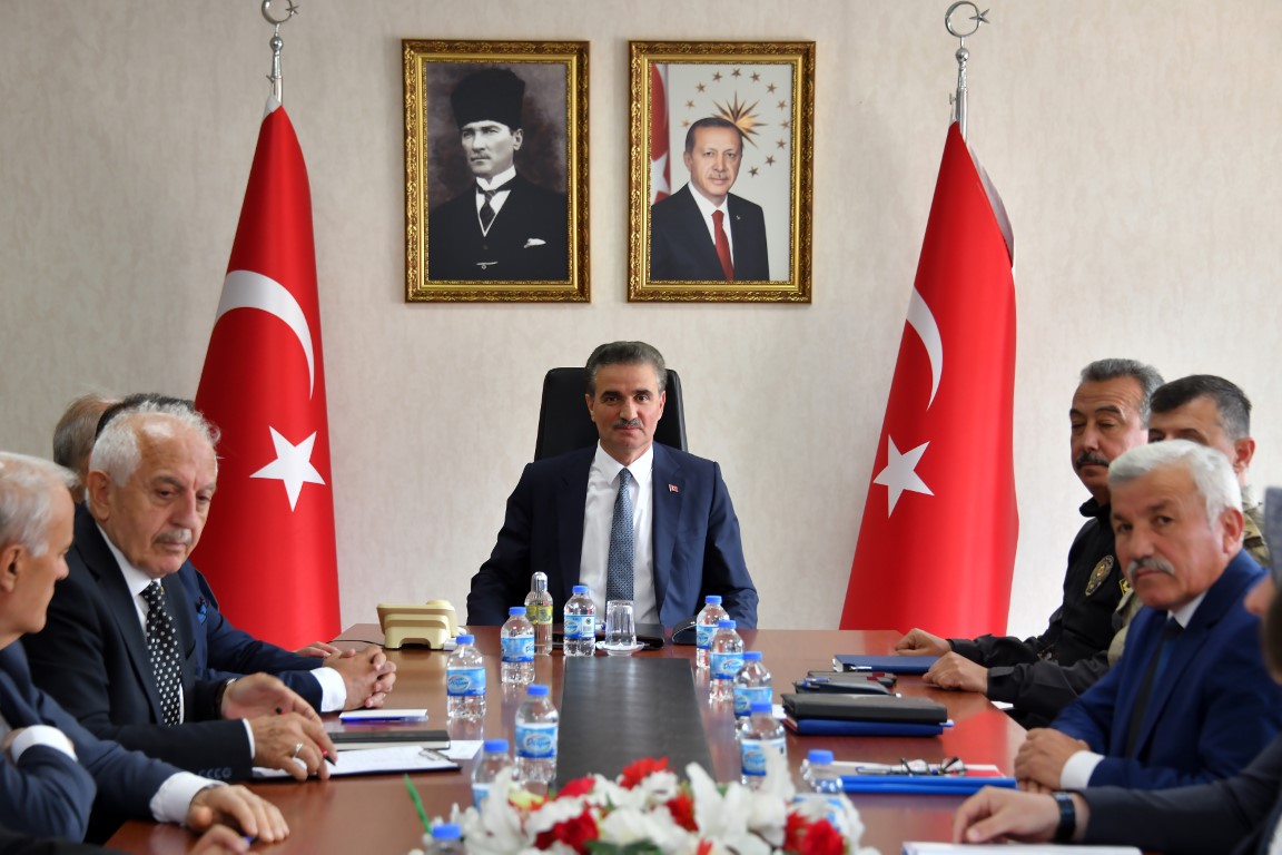 Valimiz Aydın Baruş Oda Başkanları ile Toplantı Düzenledi