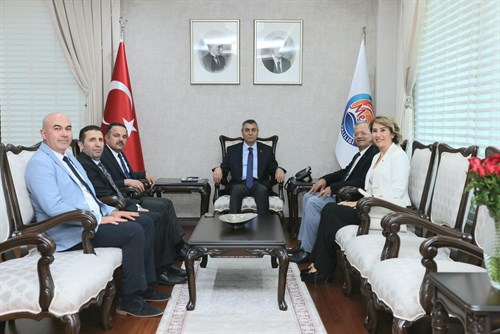 VALİMİZ SAYIN ATİLLA TOROS, SANAYİ VE TEKNOLOJİ BAKANLIĞI STRATEJİK ARAŞTIRMALAR VE VERİMLİLİK GENEL MÜDÜRÜ ABDULLAH BAŞAR İLE GÖRÜŞTÜ