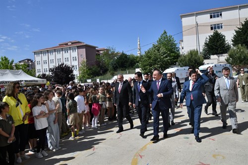 Halk Sağlığının Korunması ve Geliştirilmesi Amacıyla İlkokulda Program Düzenlendi