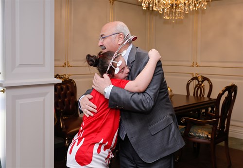 Avrupa İkincisi Selin Naz Özcan’dan Vali Köşger’e Ziyaret