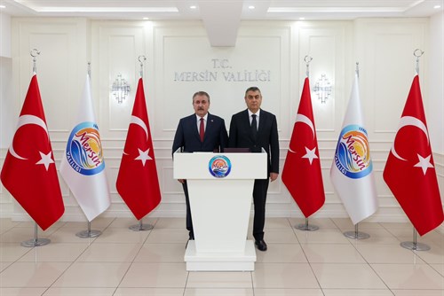 VALİMİZ SAYIN ATİLLA TOROS, ZİYARETİNE GELEN BÜYÜK BİRLİK PARTİSİ GENEL BAŞKANI MUSTAFA DESTİCİ VE BERABERİNDEKİ HEYET İLE GÖRÜŞTÜ