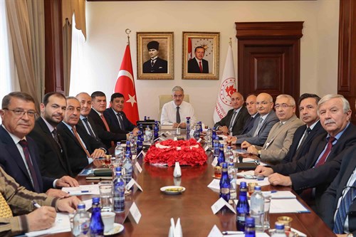 İl İstihdam ve Mesleki Eğitim Kurulu Toplantısı, Vali Ayyıldız Başkanlığında Yapıldı