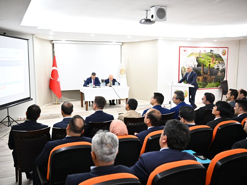 Erzurum’da Sokak Hayvanlarına Yönelik Tedbirler Masaya Yatırıldı