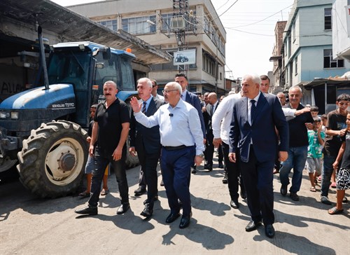 Vali Köşger Yüreğir’de Esnaf Ve Vatandaşlarımızla Buluştu