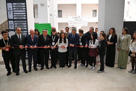 “İlkler Şehri Uşak Bilimle Şenleniyor” Projesi Bilim Şenliği Açılışı Yapıldı