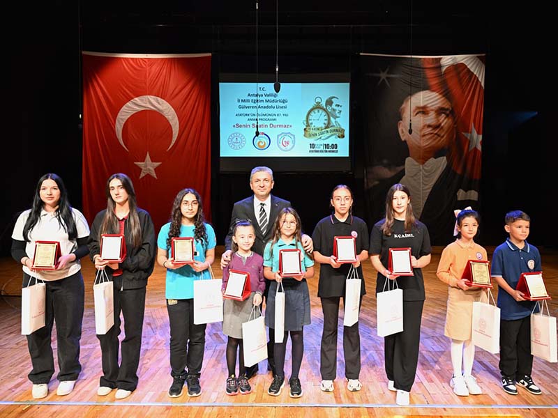 Ulu Önder Atatürk Antalya’da Saygıyla Anıldı