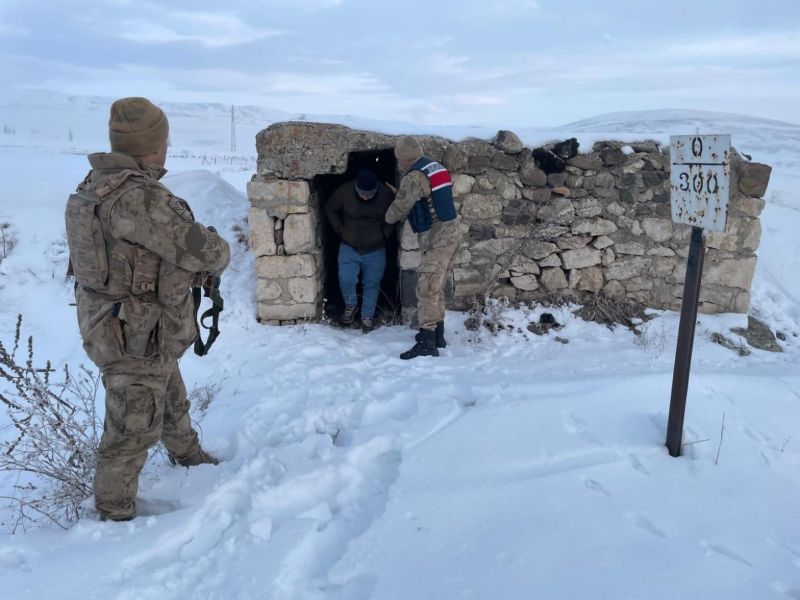 Erzurum İl Jandarma Komutanlığı’ndan Göçmen Kaçakçılığı ile Mücadelede Kararlı Operasyonlar