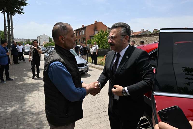 Valimiz Sayın Hüseyin Aksoy, AK Parti Eskişehir İl Başkanı Gürhan Albayrak’ın Amcasının Cenaze Namazına Katıldı