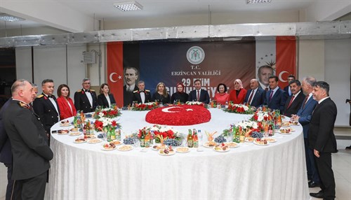 29 Ekim Cumhuriyet Bayramı kutlamaları kapsamında Cumhuriyet Bayramı Resepsiyonu düzenlendi.