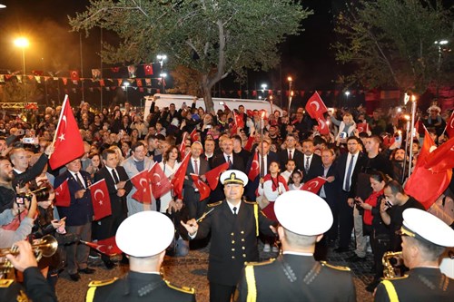 29 Ekim Cumhuriyet Bayramının 102. Yılı Çanakkale’de Coşkuyla Kutlandı