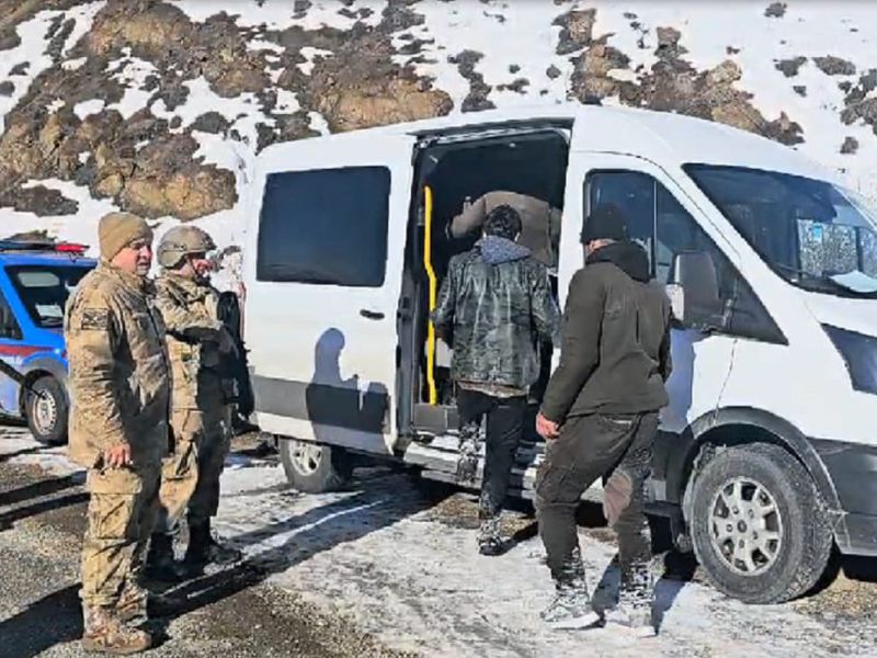 Erzurum İl Jandarma Komutanlığından Düzensiz Göçle Mücadele Çalışmaları