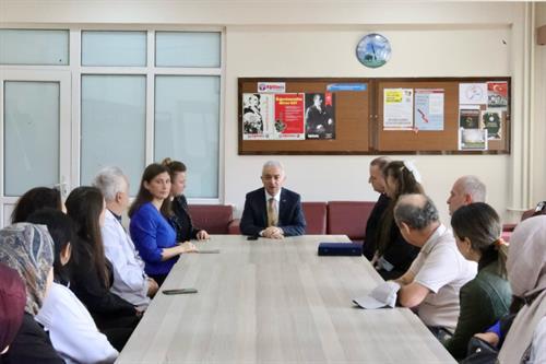 Vali Turan, Türkiye Odalar ve Borsalar Birliği Anadolu Lisesine ziyarette bulundu…