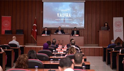 Valimiz Yakup Canbolat  Başkanlığında Kadına Yönelik Şiddetle Mücadele İl Koordinasyon, İzleme ve Değerlendirme Komisyonu Toplantısı Gerçekleştirildi