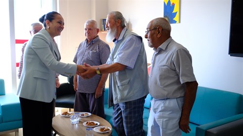 VALİ TÜLAY BAYDAR BİLGİHAN’DAN HUZUREVİ ZİYARETİ