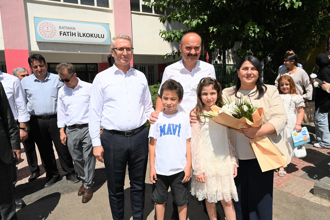 Valimiz, Öğrencilerin Karne Heyecanına Ortak Oldu (20.06.2025)