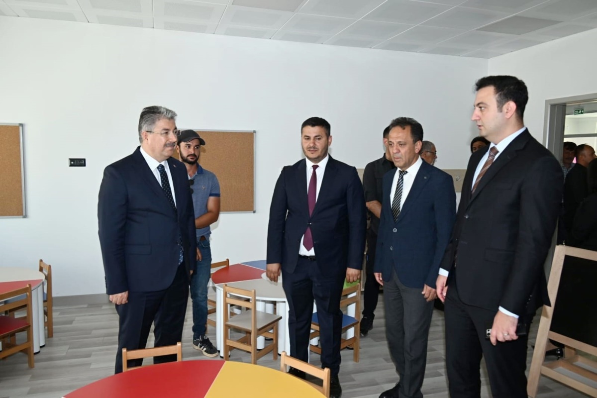 Vali Yılmaz, Hasanbeyli İlçemizde Yapımı Tamamlanan Anaokulunda İnceleme Bulundu