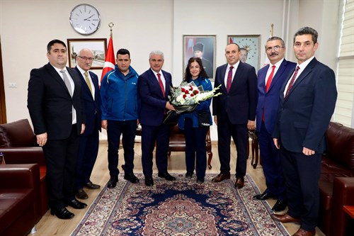 Vali Akın, PTT Teşkilatı’nın 185. Kuruluş Yıl Dönümünü Kutladı